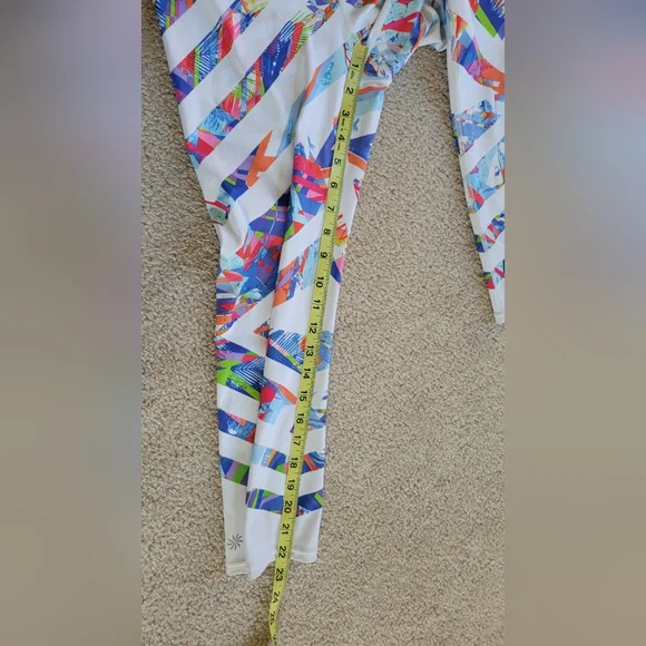 Athleta Women's Kaleidoscope Sonar Capri Cropped Legging Tight White Multi Color - Picture 9 of 11